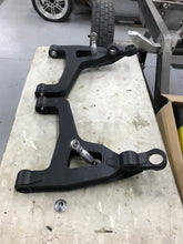 Load image into Gallery viewer, C8 Front Lower Control Arms