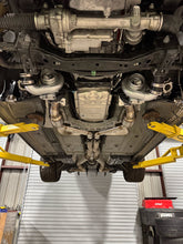 Load image into Gallery viewer, 2005 - 2010 Chrylser 300C 5.7 Twin Turbo System
